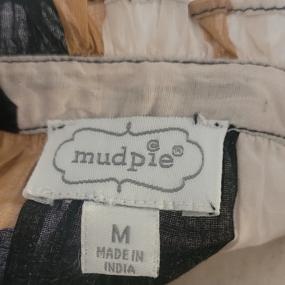 Mud Pie Black and Tan Patterned Blouse - Picture 3 of 4